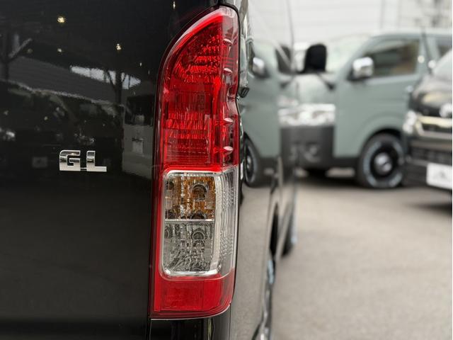 ハイエースワゴン ＧＬ　アルパイン後席モニター／アルパインディスプレイオーディオ／ＨＤＭＩユニット／シートカバー／純正１５インチアルミ（28枚目）