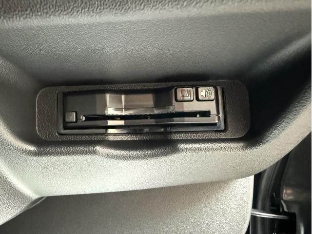 ハイエースワゴン ＧＬ　アルパイン後席モニター／アルパインディスプレイオーディオ／ＨＤＭＩユニット／シートカバー／純正１５インチアルミ（55枚目）