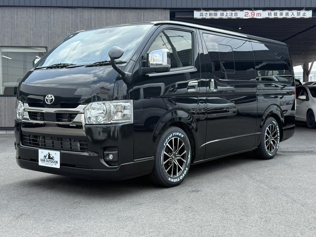 ハイエースバン スーパーＧＬ　ダークプライムＩＩ　ローダウン／１６インチアルミ／フロントエアロ／ベッドキット／アルパインディスプレイオーディオ／衝突軽減ブレーキ（9枚目）