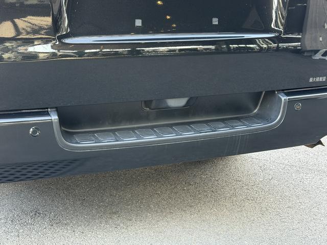 ハイエースバン スーパーＧＬ　ダークプライムＩＩ　ローダウン／１６インチアルミ／フロントエアロ／ベッドキット／アルパインディスプレイオーディオ／衝突軽減ブレーキ（26枚目）