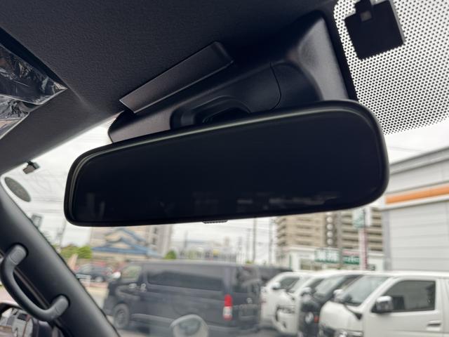 ハイエースバン スーパーＧＬ　ダークプライムＩＩ　ローダウン／１６インチアルミ／フロントエアロ／ベッドキット／アルパインディスプレイオーディオ／衝突軽減ブレーキ（37枚目）