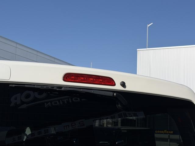 ハイエースバン スーパーGL ダークプライムII 17インチアルミ/フロントエアロ/7インチナビ/DVD視聴可/衝突軽減ブレーキ/バックカメラ/電動スライドドア(26枚目)