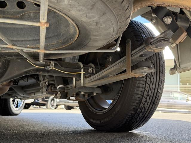 ハイエースバン スーパーGL ダークプライムII 17インチアルミ/フロントエアロ/7インチナビ/DVD視聴可/衝突軽減ブレーキ/バックカメラ/電動スライドドア(30枚目)