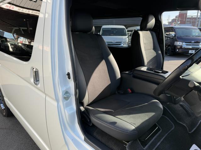 ハイエースバン スーパーGL ダークプライムII 17インチアルミ/フロントエアロ/7インチナビ/DVD視聴可/衝突軽減ブレーキ/バックカメラ/電動スライドドア(33枚目)
