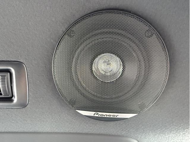 ハイエースバン ロングスーパーGL ダークプライムS 登録済み未使用車/ローダウン/17インチアルミ/カロッツェリア後席モニター/ベッドキット/フルエアロ/(52枚目)