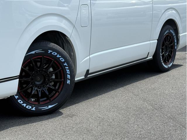 ハイエースバン ロングワイドスーパーGLダークプライムII 16インチアルミホイール/ベッドキット/純正ナビ/フルセグTV/ETC/衝突軽減ブレーキ/両側電動スライドドア(17枚目)