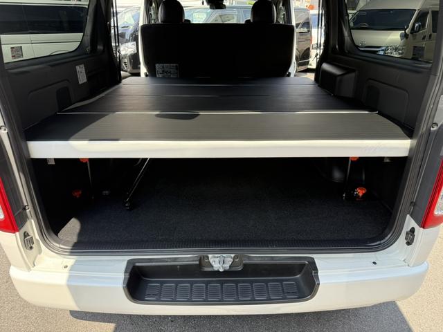 ハイエースバン ロングワイドスーパーGLダークプライムII 16インチアルミホイール/ベッドキット/純正ナビ/フルセグTV/ETC/衝突軽減ブレーキ/両側電動スライドドア(52枚目)