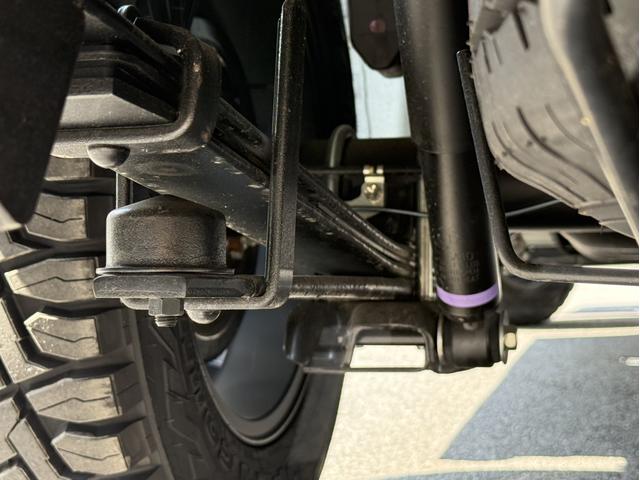 ハイエースバン ロングスーパーＧＬ　寒冷地仕様／ＤＥＦＡＣＥフェイスチェンジキット／１６インチアルミ／アルパインＢＩＧ－Ｘ／ベッドキット／ＥＴＣ／（28枚目）