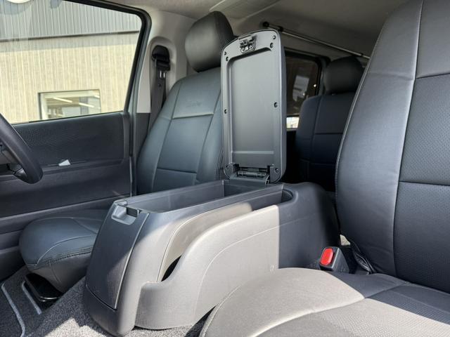 ハイエースバン ロングスーパーＧＬ　寒冷地仕様／ＤＥＦＡＣＥフェイスチェンジキット／１６インチアルミ／アルパインＢＩＧ－Ｘ／ベッドキット／ＥＴＣ／（35枚目）