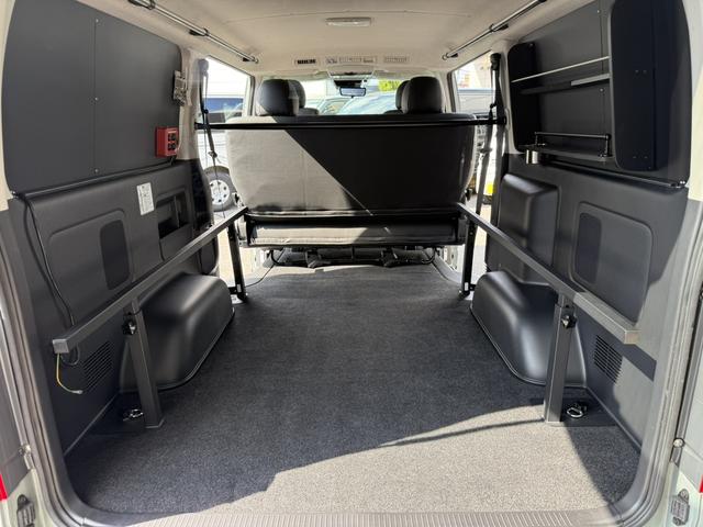 ハイエースバン ロングスーパーＧＬ　寒冷地仕様／ＤＥＦＡＣＥフェイスチェンジキット／１６インチアルミ／アルパインＢＩＧ－Ｘ／ベッドキット／ＥＴＣ／（52枚目）