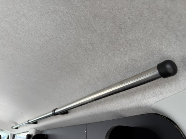 ハイエースバン ロングスーパーＧＬ　寒冷地仕様／ＤＥＦＡＣＥフェイスチェンジキット／１６インチアルミ／アルパインＢＩＧ－Ｘ／ベッドキット／ＥＴＣ／（53枚目）