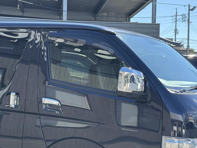 ハイエースバン スーパーGL ダークプライムII 純正7インチナビ/フルセグTV / ETC2.0 / パノラミックビューモニター / 衝突軽減ブレーキ /(23枚目)