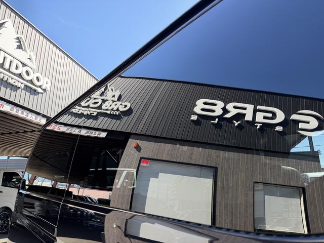 ハイエースバン スーパーGL ダークプライムII 純正7インチナビ/フルセグTV / ETC2.0 / パノラミックビューモニター / 衝突軽減ブレーキ /(25枚目)