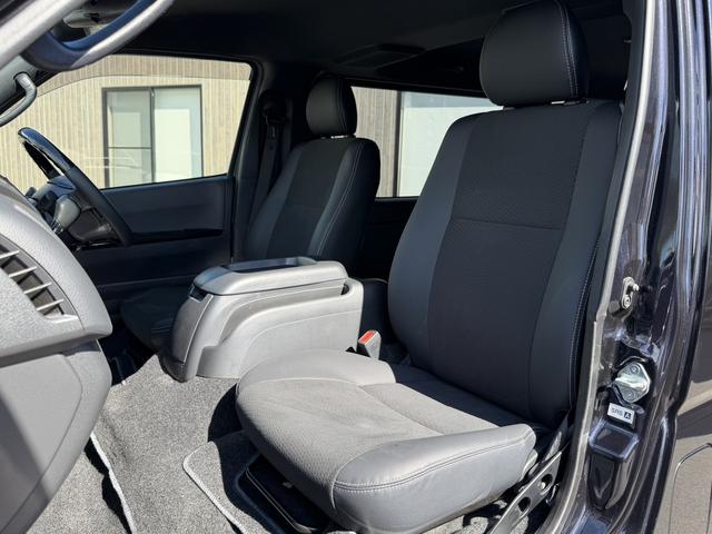 ハイエースバン スーパーGL ダークプライムII 純正7インチナビ/フルセグTV / ETC2.0 / パノラミックビューモニター / 衝突軽減ブレーキ /(34枚目)