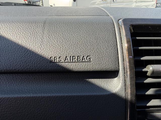 ハイエースバン スーパーGL ダークプライムII 純正7インチナビ/フルセグTV / ETC2.0 / パノラミックビューモニター / 衝突軽減ブレーキ /(35枚目)