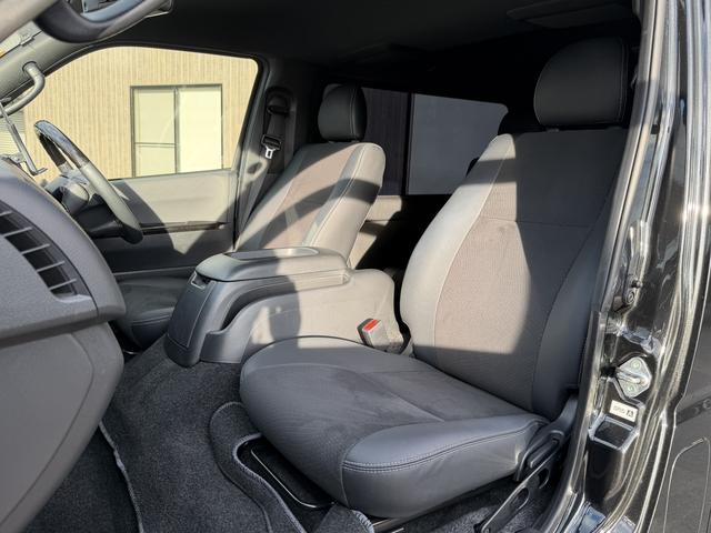 ハイエースバン スーパーGL ダークプライムII 15インチアルミホイール/純正7インチナビ/デジタルインナーミラー/両側電動スライドドア/衝突軽減ブレーキ /(32枚目)