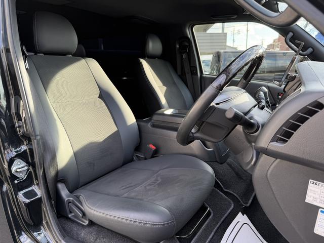 ハイエースバン スーパーGL ダークプライムII 15インチアルミホイール/純正7インチナビ/デジタルインナーミラー/両側電動スライドドア/衝突軽減ブレーキ /(33枚目)