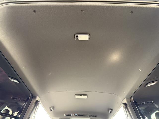 ハイエースバン スーパーGL ダークプライムII 15インチアルミホイール/純正7インチナビ/デジタルインナーミラー/両側電動スライドドア/衝突軽減ブレーキ /(53枚目)