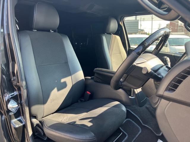 ハイエースバン スーパーGL ダークプライムII 4WD/15インチアルミホイール/ベッドキット/カロッツェリアナビ/フルセグTV/衝突軽減ブレーキ/(29枚目)