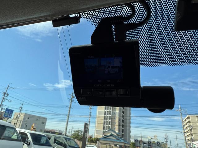 ハイエースバン ロングＤＸ　ＧＬパッケージ　マニュアル車／ローダウン／１７インチアルミホイール／ベッドキット／フロントエアロ／床張り／シートカバー／カロッツェリア７インチナビ／フルセグＴＶ／ＥＴＣ／ＬＥＤヘッドライト／キーレス／キャンピングカー（36枚目）