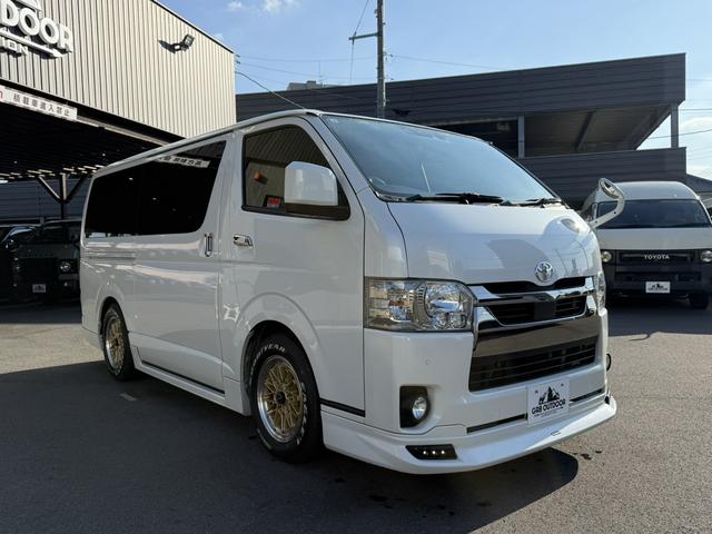 ハイエースバン スーパーＧＬ　ダークプライムＩＩ　寒冷地仕様／ローダウン／１６インチアルミ／アルパイン後席モニター／ベッドキット／モデリスタフルエアロ（11枚目）