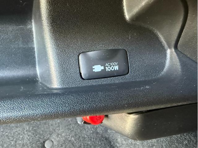 ハイエースバン スーパーＧＬ　ダークプライム　１７インチアルミホイール／フロントエアロ／スモークテールランプ／フローティングナビ／クルーズコントロール／（39枚目）