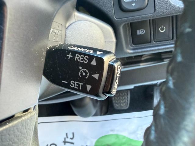 ハイエースバン スーパーＧＬ　ダークプライム　１７インチアルミホイール／フロントエアロ／スモークテールランプ／フローティングナビ／クルーズコントロール／（42枚目）