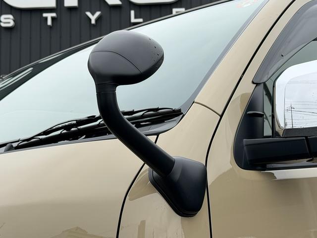 ハイエースバン ロングスーパーGL 寒冷地仕様/アースカラーパッケージ/デジタルインナーミラー/パノラミックビューモニター/両側小窓付きスライドドア(22枚目)