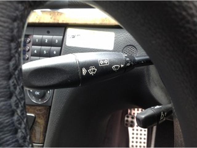E280ステーションワゴン AVGスポーツエディション 黒革シート サンルーフ メーカナビ パワーシート シートヒーター コーナーセンサー クルーズコントロール HIDオートライト パワーゲート バックフォグ ETC(36枚目)