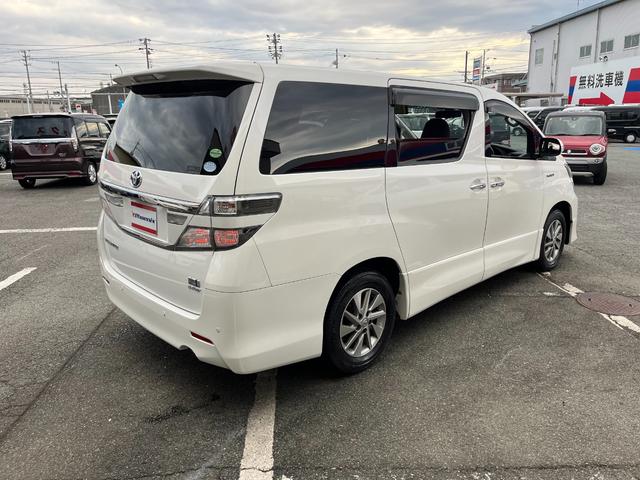 ヴェルファイアハイブリッド ＺＲ☆４ＷＤ☆アルパイン９インチナビ☆１０．２インチ後席モニ　ター☆両側パワースライドドア☆Ｗサンルーフ☆ビルトインＥＴＣ☆スマートキー☆プッシュスタート☆ＨＩＤオートライト☆ウッドコンビステアリング☆パワーシート☆クルーズコントロール☆ＡＣ１００Ｖ☆（9枚目）