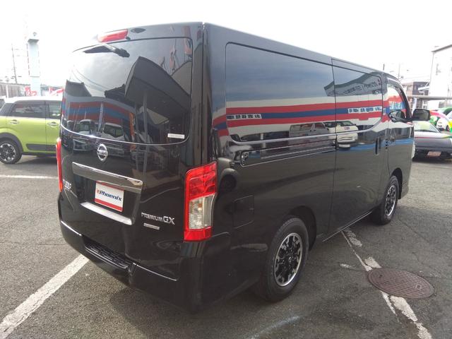 ＮＶ３５０キャラバンバン ロングプレミアムＧＸターボアーバンクロム★走行３．４万キロ　４ＷＤ★ディーゼルターボ★ワンオーナー★純正メモリーナビ★ＢＬＵＥＴＯＯＴＨ★フルセグ★アラウンドビューモニタ★ＬＥＤライト★フォグ★リアヒーター★リアクーラー★片側パワースライドドア★ＥＴＣ★（10枚目）