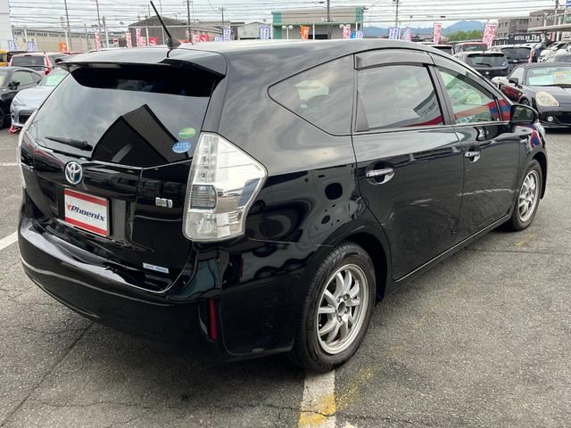 プリウスアルファ Ｇ　チューン　ブラック★純正ナビ★ドラレコ★スマートキー★　★ハーフレザーシート★ＩＳＯＦＩＸ★オートライト★クルーズコントロール☆電動格納ドアミラー★アームレストセンターコンソール★全席パワーウィンドウ★ＥＶ走行モード★プッシュスタート★フルセグＴＶ★ＢＴ★（5枚目）