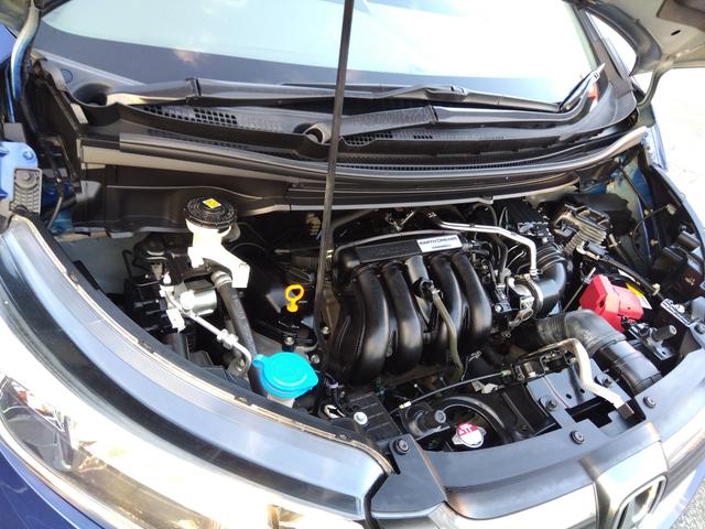 フリード G・ホンダセンシング★純正ナビフルセグTV★純正フリップダウ ンモニター★視点切替バックカメラ★両側パワースライドドア★3列6人乗り★アダプティブクルーズコントロール★ホンダセンシング★ウッドパネル★アイドリングストップ★スマートキー★プッシュスタート★(13枚目)