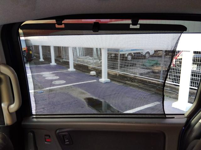 フリード G・ホンダセンシング★純正ナビフルセグTV★純正フリップダウ ンモニター★視点切替バックカメラ★両側パワースライドドア★3列6人乗り★アダプティブクルーズコントロール★ホンダセンシング★ウッドパネル★アイドリングストップ★スマートキー★プッシュスタート★(36枚目)