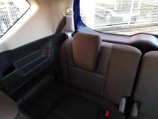 フリード G・ホンダセンシング★純正ナビフルセグTV★純正フリップダウ ンモニター★視点切替バックカメラ★両側パワースライドドア★3列6人乗り★アダプティブクルーズコントロール★ホンダセンシング★ウッドパネル★アイドリングストップ★スマートキー★プッシュスタート★(43枚目)