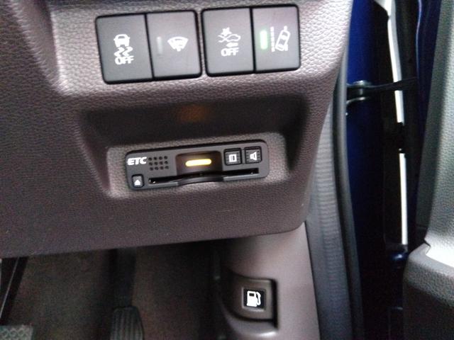 フリード G・ホンダセンシング★純正ナビフルセグTV★純正フリップダウ ンモニター★視点切替バックカメラ★両側パワースライドドア★3列6人乗り★アダプティブクルーズコントロール★ホンダセンシング★ウッドパネル★アイドリングストップ★スマートキー★プッシュスタート★(61枚目)