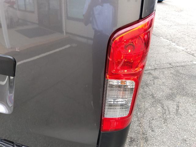 ＮＶ３５０キャラバンバン ロングＤＸ★７型ナビ★Ｂｌｕｅｔｏｏｔｈ再生★ＣＤ再生★　両側スライドドア★ＥＴＣ★キーレスキー★バックカメラ★パワステ★パワーウィンドウ★保証書・ナビ取扱説明書有ります★純正フロアマット★ラジオ★ＡＵＸ★ガソリン車★ベンチシート★（17枚目）