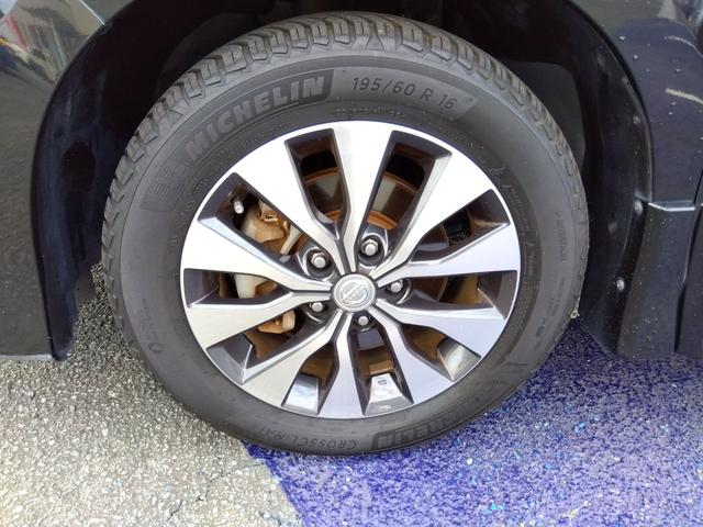 セレナ ハイウェイスター Vセレクション★純正9インチナビ★フルセグ TV★バックカメラ★ナビ連動ドラレコ★ステアリングリモコン★革巻ステアリング★アイドリングストップ★両側パワースライドドア★後席フリップダウンモニター★クルーズコントロール★LEDオートライト★フォグ(17枚目)