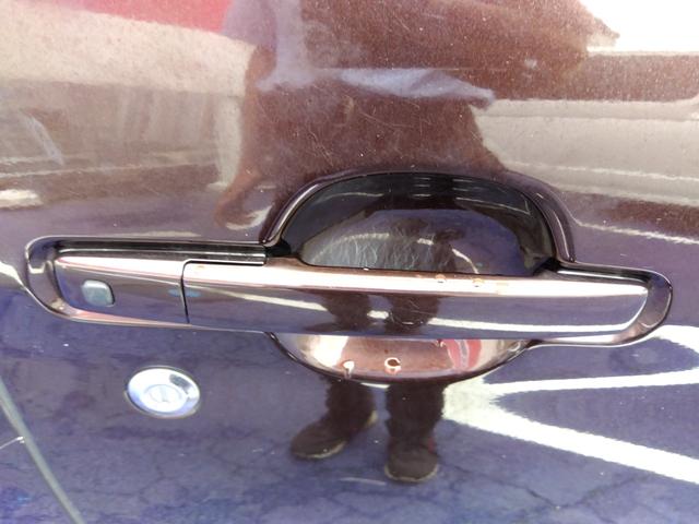 デイズルークス Ｘ　Ｖセレクション★ナビフルセグＴＶ★アラウンドビューモニタ　ー★両側パワースライドドア★エマージェンシーブレーキ★ホワイトルーフ★革巻ステアリング★電格ミラー★アイドリングストップ★ＥＴＣ★フロントドライブレコーダー★ライトレベライザー★インテリキー★（25枚目）