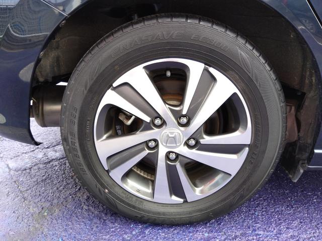 フリードハイブリッド ハイブリッド・Ｇホンダセンシング★純正ナビフルセグＴＶ★　バックカメラ★ステアリングリモコン★革巻ステアリング★レーダークルーズ★ハーフレザーシート★両側パワースライドドア★ナビ連動前後ドラレコ★ビルトインＥＴＣ★ＬＥＤオートライト★アイドリングストップ★（29枚目）