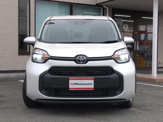 シエンタ ハイブリッドG★純正ナビ★フルセグTV★バックカメラ★トヨタ セーフティセンス★両側パワースライドドア★LEDオートライト★オートハイビーム★スマートキー★プッシュスタート★ビルトインETC★CD,DVD再生★Bluetooth再生★アイドリングストップ★(5枚目)