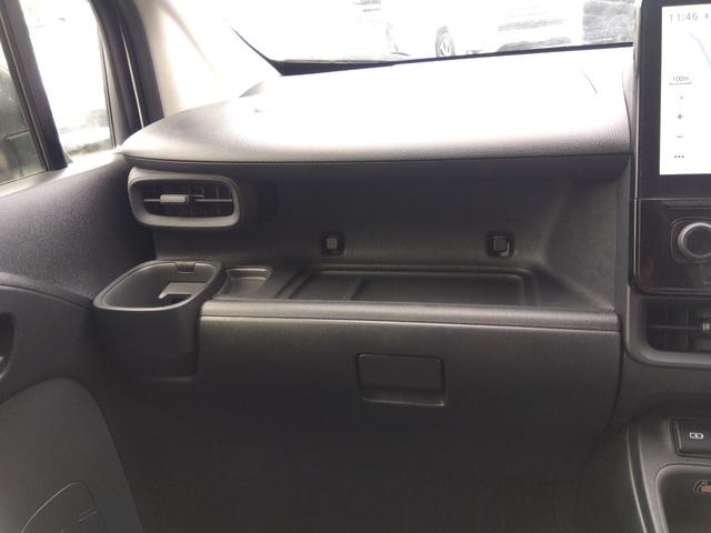 シエンタ ハイブリッドG★純正ナビ★フルセグTV★バックカメラ★トヨタ セーフティセンス★両側パワースライドドア★LEDオートライト★オートハイビーム★スマートキー★プッシュスタート★ビルトインETC★CD,DVD再生★Bluetooth再生★アイドリングストップ★(55枚目)