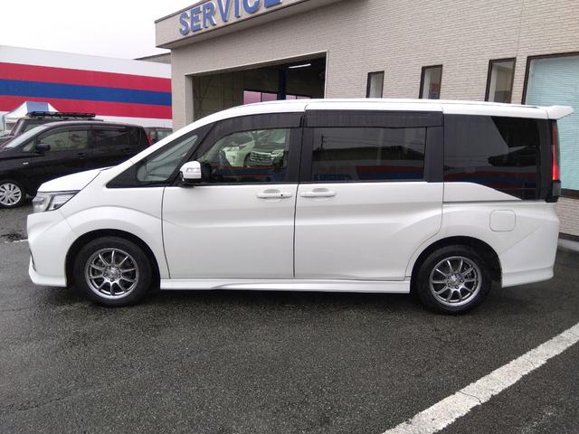 ステップワゴンスパーダ スパーダ　ホンダセンシング★９インチナビ★フルセグＴＶ★純正　１１インチフリップダウンモニター★わくわくゲート★バックカメラ★ユピテルドライブレコーダー★ホンダセンシング★ＬＥＤオートライト★ＬＥＤフォグ★パドルシフト★クルーズコントロール★両側パワスラ★（7枚目）