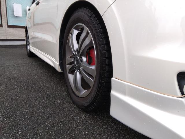 ストリーム ＲＳＺ★ギャザーズＨＤＤナビ★フルセグＴＶ★バックカメラ★　後席フリップダウンモニター★前後ドライブレコーダー★ＨＩＤオートライト★ＬＥＤフォグ★ＥＴＣ★キーレスキー★モデューロマフラー★ＣＤ，ＤＶＤ再生★オートエアコン★フルフラットシート★３列シート★（31枚目）