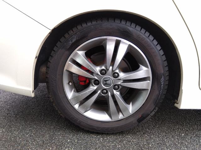 ストリーム ＲＳＺ★ギャザーズＨＤＤナビ★フルセグＴＶ★バックカメラ★　後席フリップダウンモニター★前後ドライブレコーダー★ＨＩＤオートライト★ＬＥＤフォグ★ＥＴＣ★キーレスキー★モデューロマフラー★ＣＤ，ＤＶＤ再生★オートエアコン★フルフラットシート★３列シート★（35枚目）