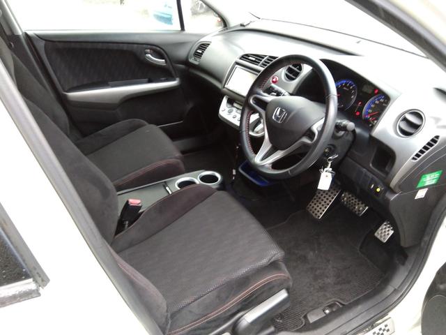 ストリーム ＲＳＺ★ギャザーズＨＤＤナビ★フルセグＴＶ★バックカメラ★　後席フリップダウンモニター★前後ドライブレコーダー★ＨＩＤオートライト★ＬＥＤフォグ★ＥＴＣ★キーレスキー★モデューロマフラー★ＣＤ，ＤＶＤ再生★オートエアコン★フルフラットシート★３列シート★（77枚目）