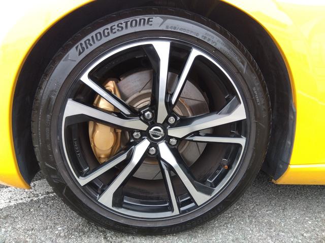 フェアレディＺ バージョンＳ★純正ナビ★フルセグＴＶ★バックカメラ★ヴェルサ　イドリアスポイラー★ＨＫＳマフラー★ＨＫＳエアクリ★ＨＫＳオイルクーラー★ブリッツ車高調★ドライブレコーダー★ビルトインＥＴＣ★スマートキ―★プッシュスタート★ＧＰＳレコーダー★ＨＩＤオートライト★（16枚目）