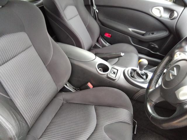 フェアレディＺ バージョンＳ★純正ナビ★フルセグＴＶ★バックカメラ★ヴェルサ　イドリアスポイラー★ＨＫＳマフラー★ＨＫＳエアクリ★ＨＫＳオイルクーラー★ブリッツ車高調★ドライブレコーダー★ビルトインＥＴＣ★スマートキ―★プッシュスタート★ＧＰＳレコーダー★ＨＩＤオートライト★（31枚目）