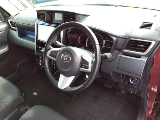 ルーミー カスタムＧ－Ｔ★純正９インチナビ★フルセグＴＶ★パノラミック　ビューモニター★コムテック前後ドラレコ★ステアリングリモコン★コンフォートビューパッケージ★スマートアシストＩＩＩ★ターボ★革巻ステアリング★コーナーセンサー★ＬＥＤオートライト★オートハイビーム★（30枚目）