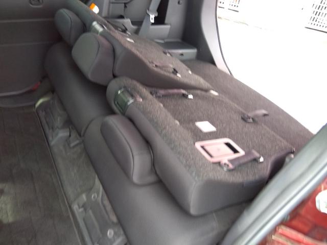 ルーミー カスタムＧ－Ｔ★純正９インチナビ★フルセグＴＶ★パノラミック　ビューモニター★コムテック前後ドラレコ★ステアリングリモコン★コンフォートビューパッケージ★スマートアシストＩＩＩ★ターボ★革巻ステアリング★コーナーセンサー★ＬＥＤオートライト★オートハイビーム★（50枚目）